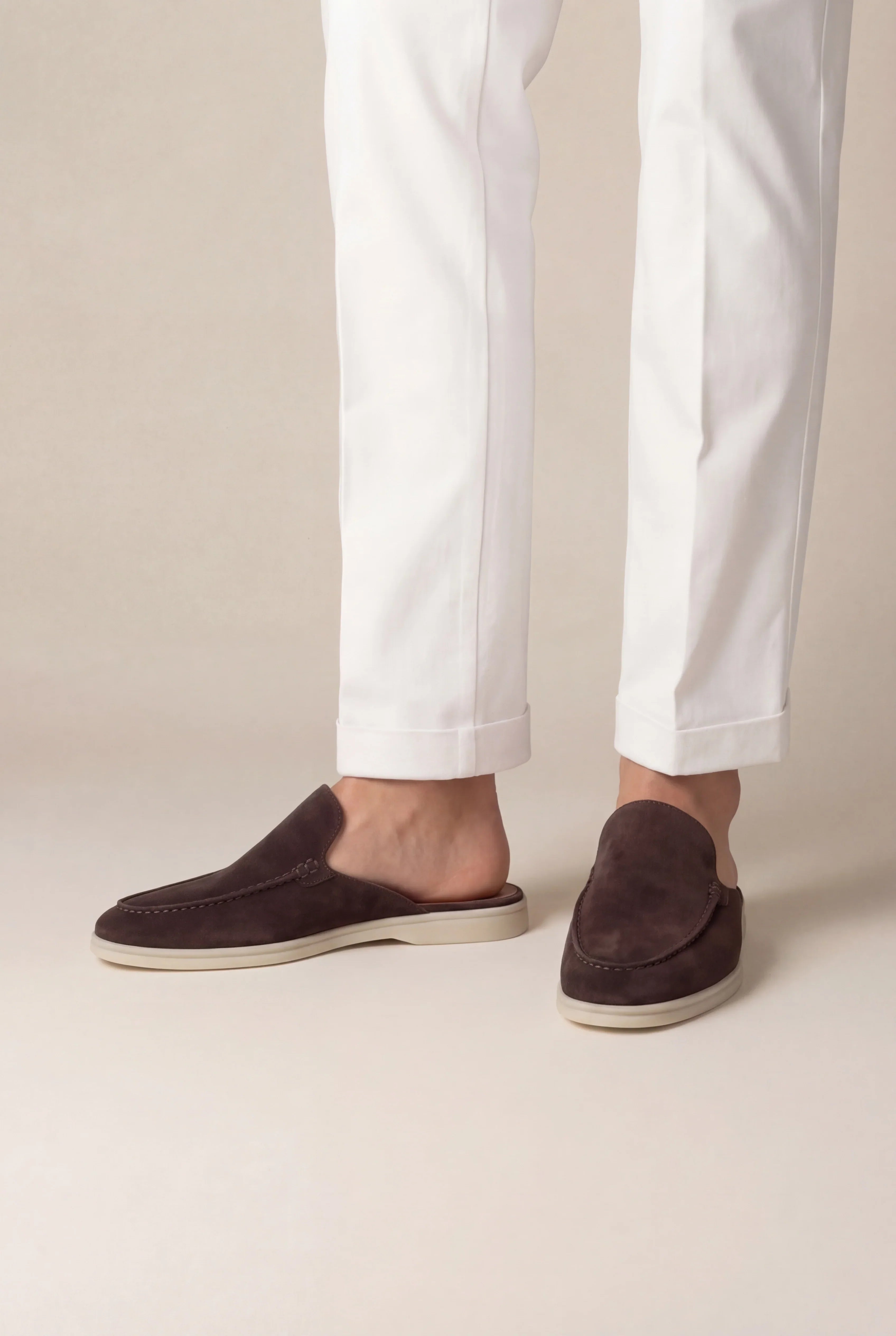 Brown Suède Yacht Mule